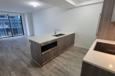 Condo in Miami, Florida, 1 bedroom  № 1693224 - photo 10