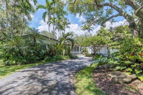 Снять в аренду виллу или дом в Пайнкрест, Флорида 4 спальни, 287.25м2, № 1963484 - фото 29