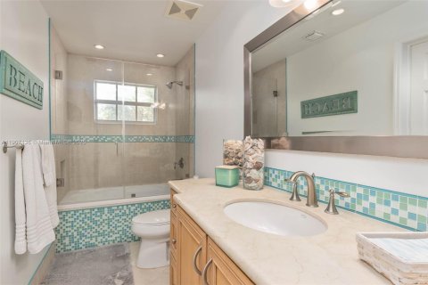 Снять в аренду виллу или дом в Пайнкрест, Флорида 4 спальни, 287.25м2, № 1963484 - фото 17