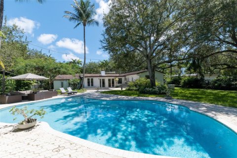 Снять в аренду виллу или дом в Пайнкрест, Флорида 4 спальни, 287.25м2, № 1963484 - фото 20