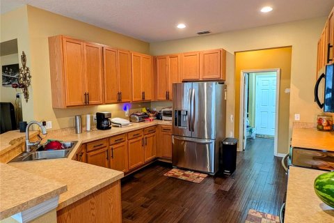 Villa ou maison à vendre à Kissimmee, Floride: 4 chambres, 319.49 m2 № 2287147 - photo 12