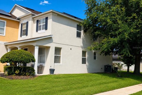Villa ou maison à vendre à Kissimmee, Floride: 4 chambres, 319.49 m2 № 2287147 - photo 4