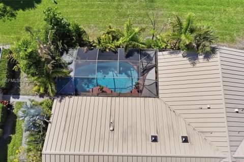 Townhouse in Palm Beach Gardens, Florida 3 bedrooms, 118.54 sq.m. № 2051037 - photo 24