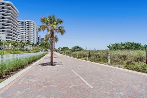 Copropriété à vendre à Miami Beach, Floride: 3 chambres, 183.95 m2 № 1882564 - photo 30