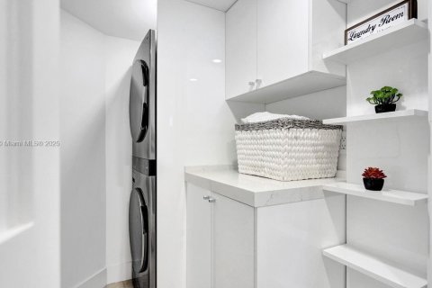 Copropriété à vendre à Miami Beach, Floride: 3 chambres, 183.95 m2 № 1882564 - photo 23