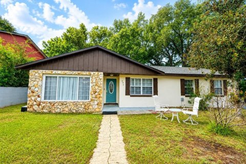 Casa en Clermont, Florida 3 dormitorios, 133.13 m2 № 2284990