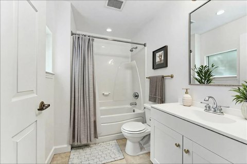 Copropriété à vendre à Gainesville, Floride: 4 chambres, 132.29 m2 № 1903562 - photo 18