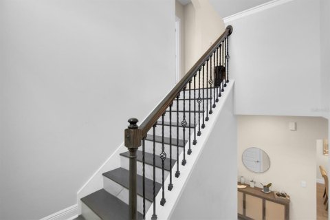 House in Winter Garden, Florida 5 bedrooms, 317.35 sq.m. № 1654708 - photo 18