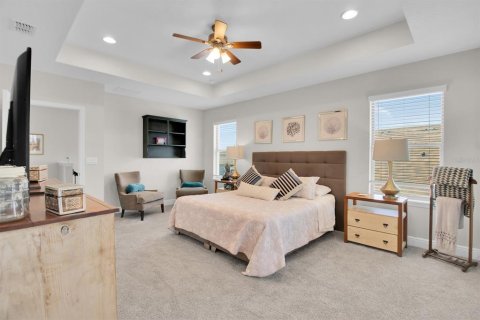 House in Winter Garden, Florida 5 bedrooms, 317.35 sq.m. № 1654708 - photo 21