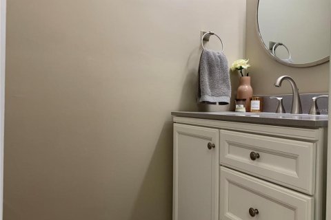 Condo in Gainesville, Florida, 2 bedrooms  № 2232388 - photo 16