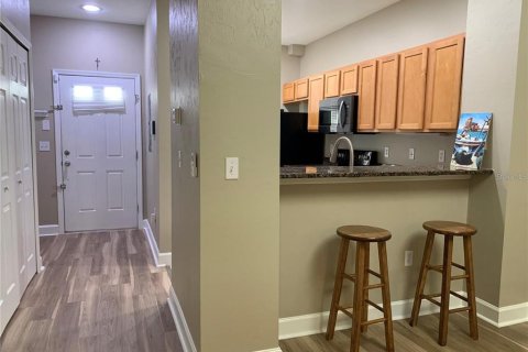 Condo in Gainesville, Florida, 2 bedrooms  № 2232388 - photo 9