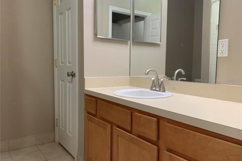 Condo in Gainesville, Florida, 2 bedrooms  № 2232388 - photo 26