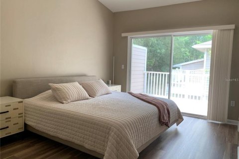 Condo in Gainesville, Florida, 2 bedrooms  № 2232388 - photo 20