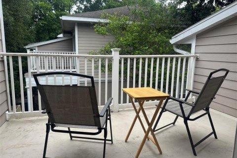 Condo in Gainesville, Florida, 2 bedrooms  № 2232388 - photo 23