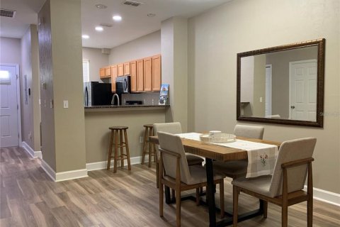 Condo in Gainesville, Florida, 2 bedrooms  № 2232388 - photo 7