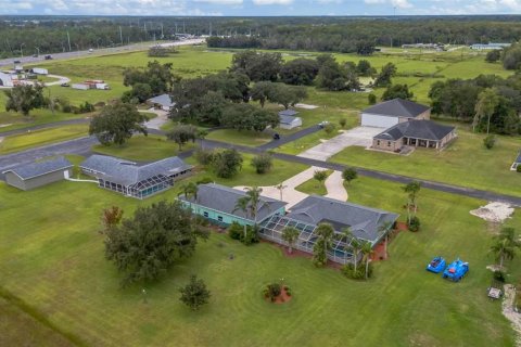 Villa ou maison à vendre à Spring Hill, Floride: 4 chambres, 167.41 m2 № 2388927 - photo 5