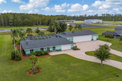 Villa ou maison à vendre à Spring Hill, Floride: 4 chambres, 167.41 m2 № 2388927 - photo 4