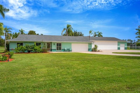 Villa ou maison à Spring Hill, Floride 4 chambres, 167.41 m2 № 2388927