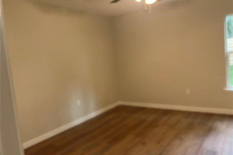 House in Eustis, Florida 3 bedrooms, 118.54 sq.m. № 1853206 - photo 14