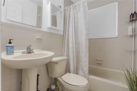 Copropriété à vendre à Miami Beach, Floride: 1 chambre, 37.16 m2 № 2016422 - photo 19