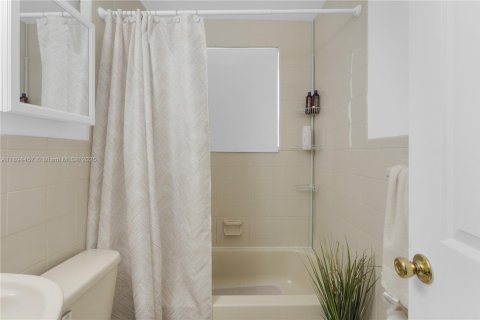 Copropriété à vendre à Miami Beach, Floride: 1 chambre, 37.16 m2 № 2016422 - photo 20