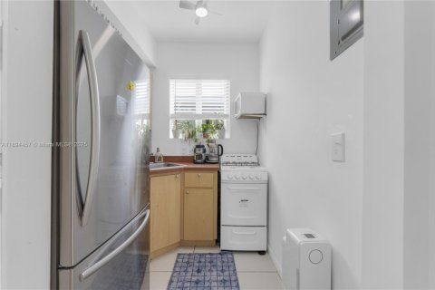 Copropriété à vendre à Miami Beach, Floride: 1 chambre, 37.16 m2 № 2016422 - photo 14