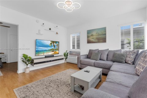 Copropriété à vendre à Miami Beach, Floride: 1 chambre, 37.16 m2 № 2016422 - photo 5