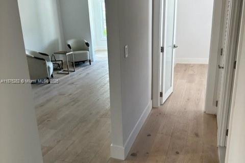 House in Fort Lauderdale, Florida 4 bedrooms № 1923897 - photo 6