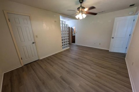 Villa ou maison à louer à Gainesville, Floride: 3 chambres, 127.65 m2 № 1914546 - photo 19