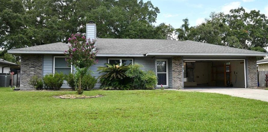 Villa ou maison à Gainesville, Floride 3 chambres, 127.65 m2 № 1914546