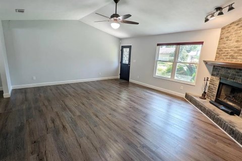 Casa en alquiler en Gainesville, Florida, 3 dormitorios, 127.65 m2 № 1914546 - foto 4