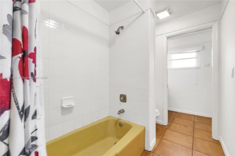 Villa ou maison à vendre à Stuart, Floride: 2 chambres, 112.97 m2 № 1953450 - photo 13