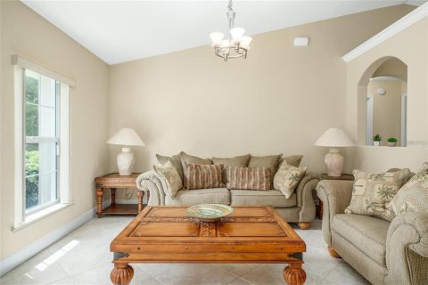 House in Sebring, Florida 3 bedrooms, 186.83 sq.m. № 2393730 - photo 14