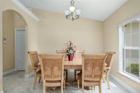 House in Sebring, Florida 3 bedrooms, 186.83 sq.m. № 2393730 - photo 6