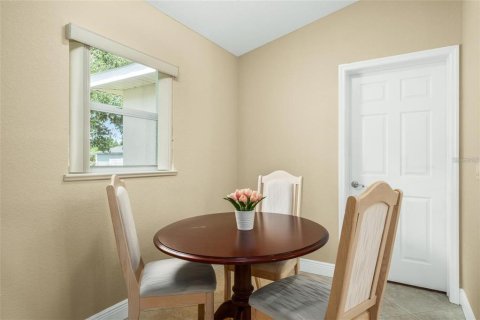 House in Sebring, Florida 3 bedrooms, 186.83 sq.m. № 2393730 - photo 17