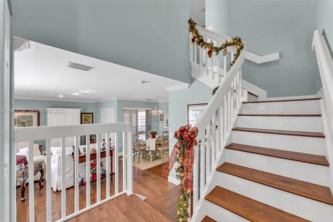 Casa en venta en Miami, Florida, 2 dormitorios, 111.48 m2 № 2000234 - foto 5