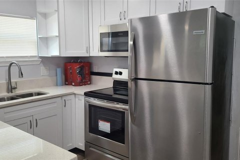 Apartamento en alquiler en Tampa, Florida, 1 dormitorio, 46.45 m2 № 1776549 - foto 4