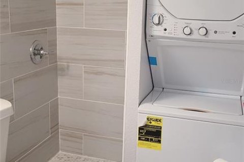 Apartamento en alquiler en Tampa, Florida, 1 dormitorio, 46.45 m2 № 1776549 - foto 2