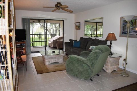 Copropriété à louer à Tarpon Springs, Floride: 2 chambres, 104.52 m2 № 2376801 - photo 4