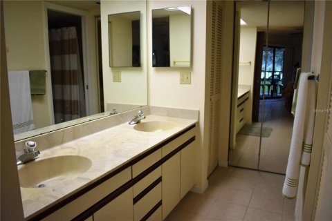 Copropriété à louer à Tarpon Springs, Floride: 2 chambres, 104.52 m2 № 2376801 - photo 6