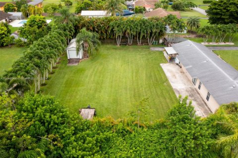 Купить виллу или дом в Хомстед, Флорида 4 спальни, 163.14м2, № 1957574 - фото 4