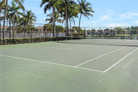 Touwnhouse à louer à Miramar, Floride: 4 chambres, 168.62 m2 № 2064360 - photo 20