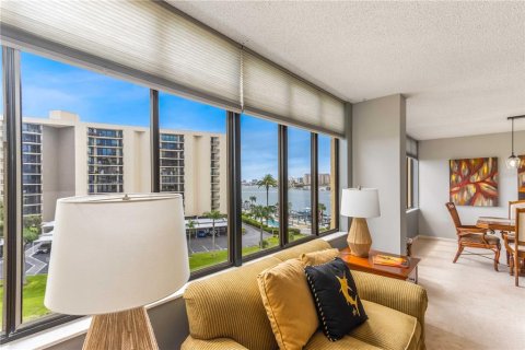Copropriété à louer à Clearwater, Floride: 1 chambre, 114.73 m2 № 2384186 - photo 11