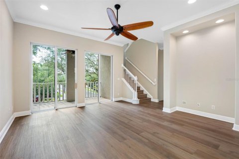 Touwnhouse à vendre à Tampa, Floride: 2 chambres, 162.11 m2 № 2149227 - photo 11