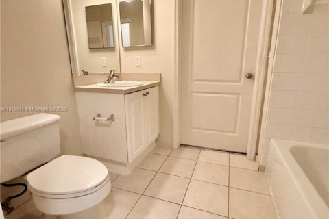 Condominio en venta en Palm Beach Gardens, Florida, 2 dormitorios, 130.34 m2 № 1974883 - foto 23