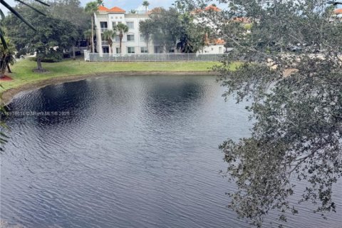 Condominio en venta en Palm Beach Gardens, Florida, 2 dormitorios, 130.34 m2 № 1974883 - foto 17
