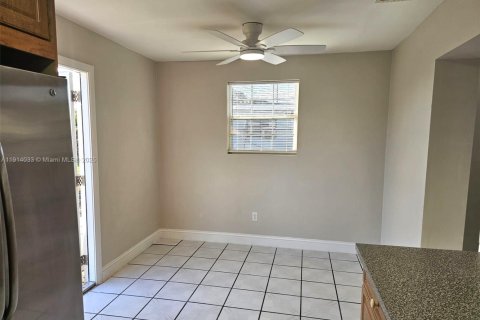 Villa ou maison à louer à Miami, Floride: 3 chambres, 103.4 m2 № 1969518 - photo 21