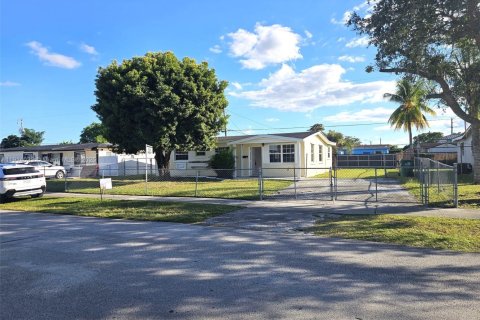 Villa ou maison à louer à Miami, Floride: 3 chambres, 103.4 m2 № 1969518 - photo 24