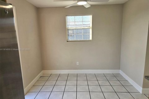 Villa ou maison à louer à Miami, Floride: 3 chambres, 103.4 m2 № 1969518 - photo 20