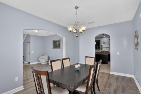 Villa ou maison à vendre à Kissimmee, Floride: 4 chambres, 345.6 m2 № 2399843 - photo 12